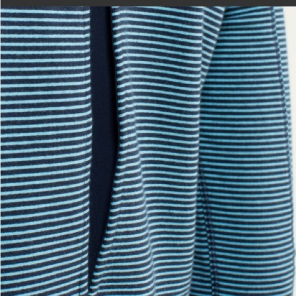 Lululemon Bliss Break Hoodie
Wagon Stripe Inkwell Blue Moon / Inkwell si… - Picture 14 of 16